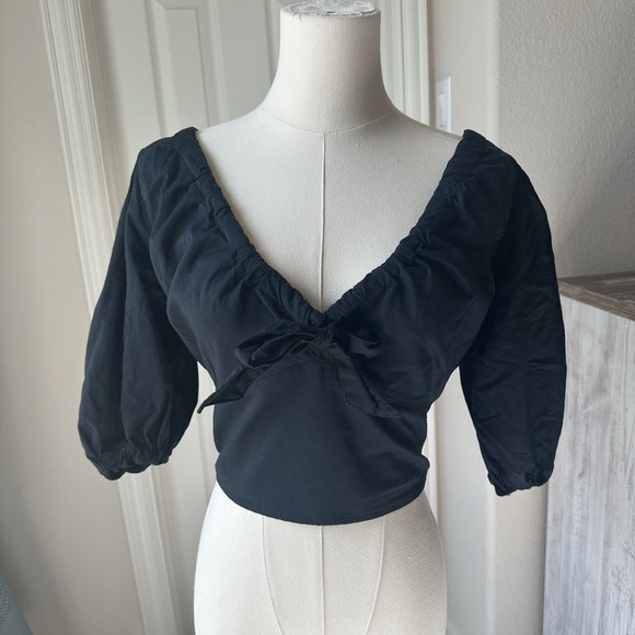 Abercrombie & Fitch Puff Sleeve‎ Crop Small Black Tie Front Cottage Peasant Top - Picture 1 of 7